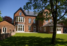 Mossley Mansions