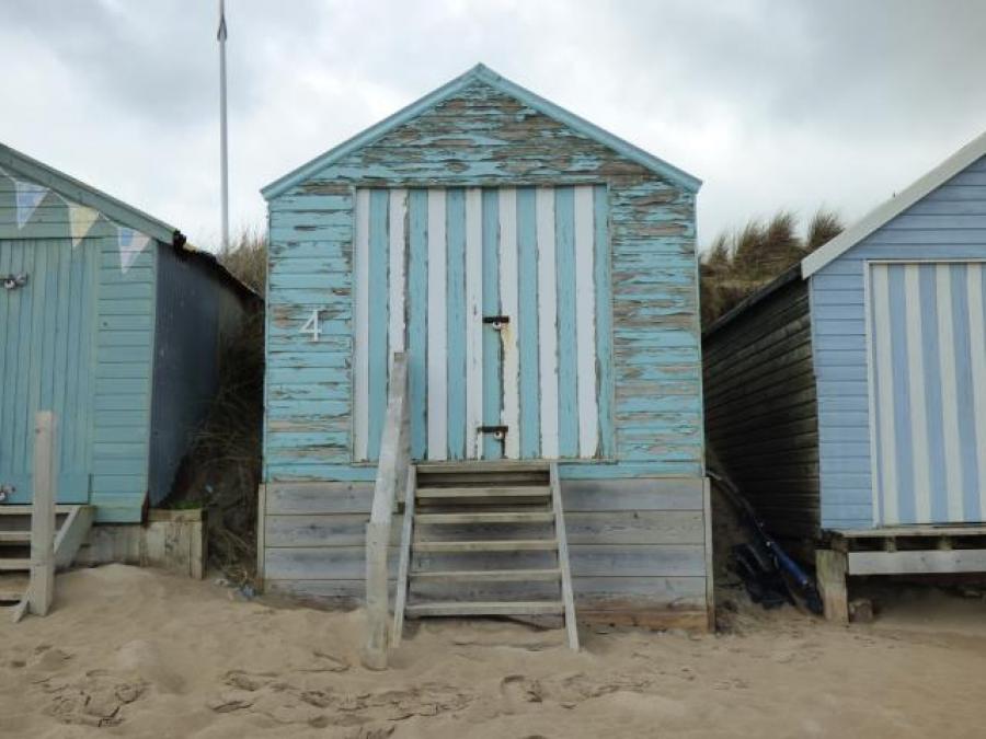 Beach Hut 4, Porth Mawr, Main Beach, Abersoch, Pwllheli, Gwynedd