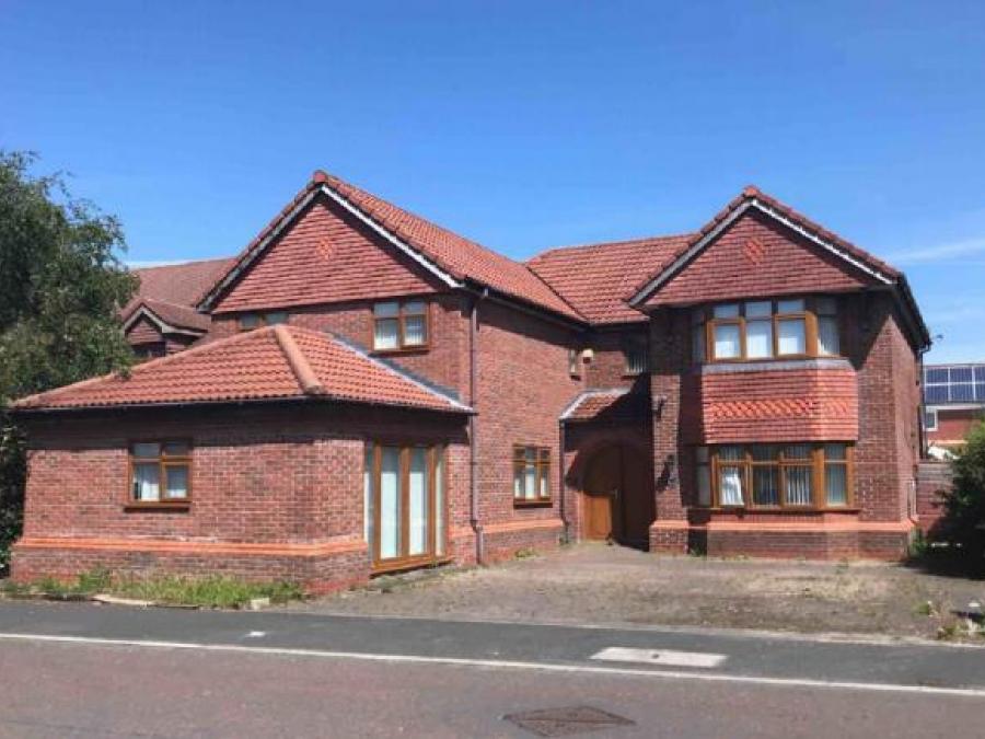 85 Upton Rocks Avenue, Widnes, Cheshire