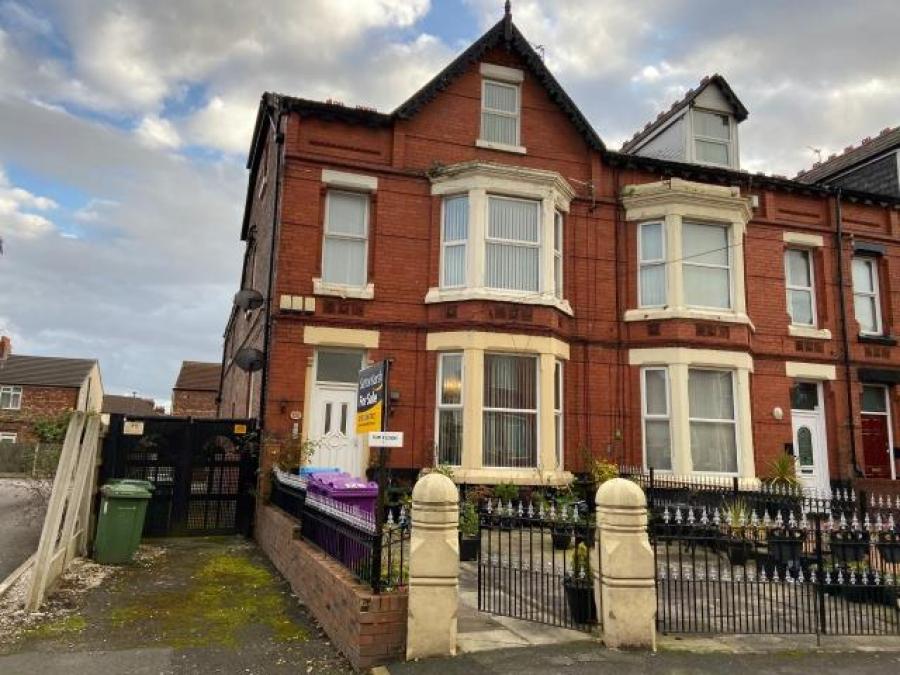 Flat 3, 128 Moscow Drive, Liverpool