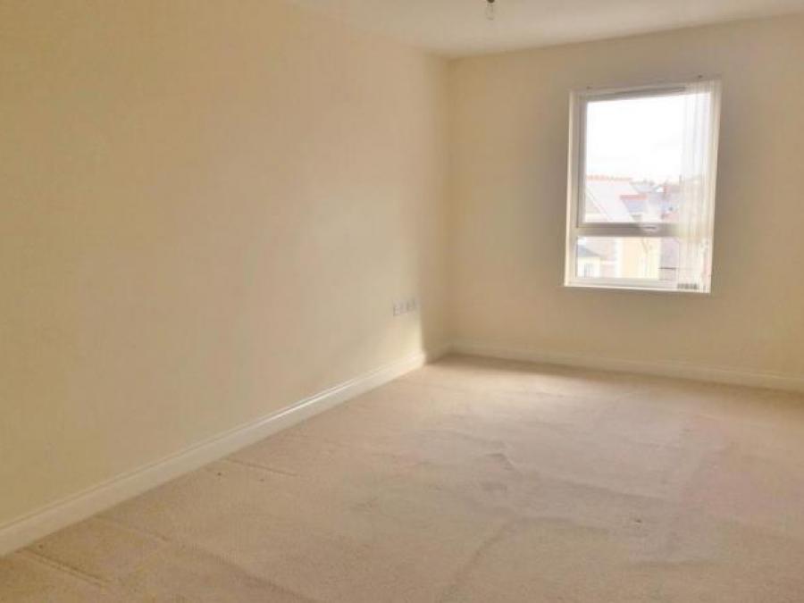 Flat 9, Llys Y Capel, Deganwy Avenue, Llandudno, Gwynedd