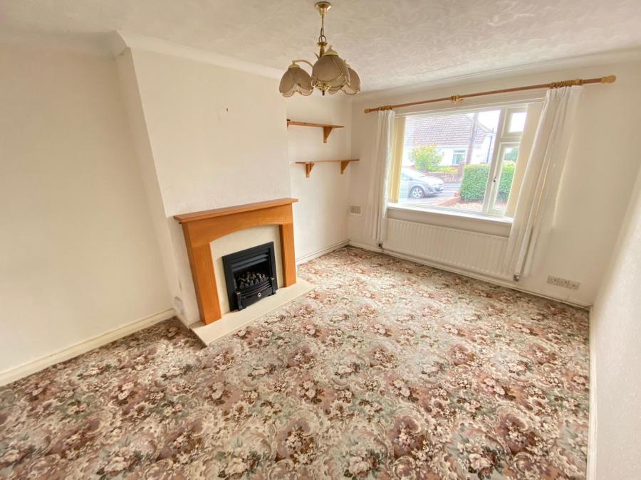 68 Brookside Crescent, Exeter