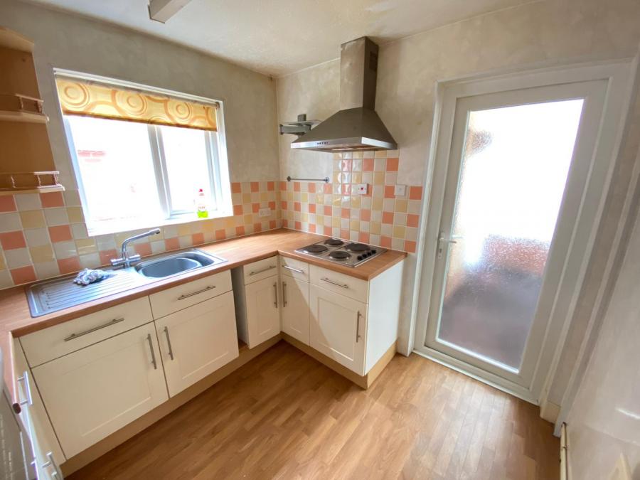 68 Brookside Crescent, Exeter