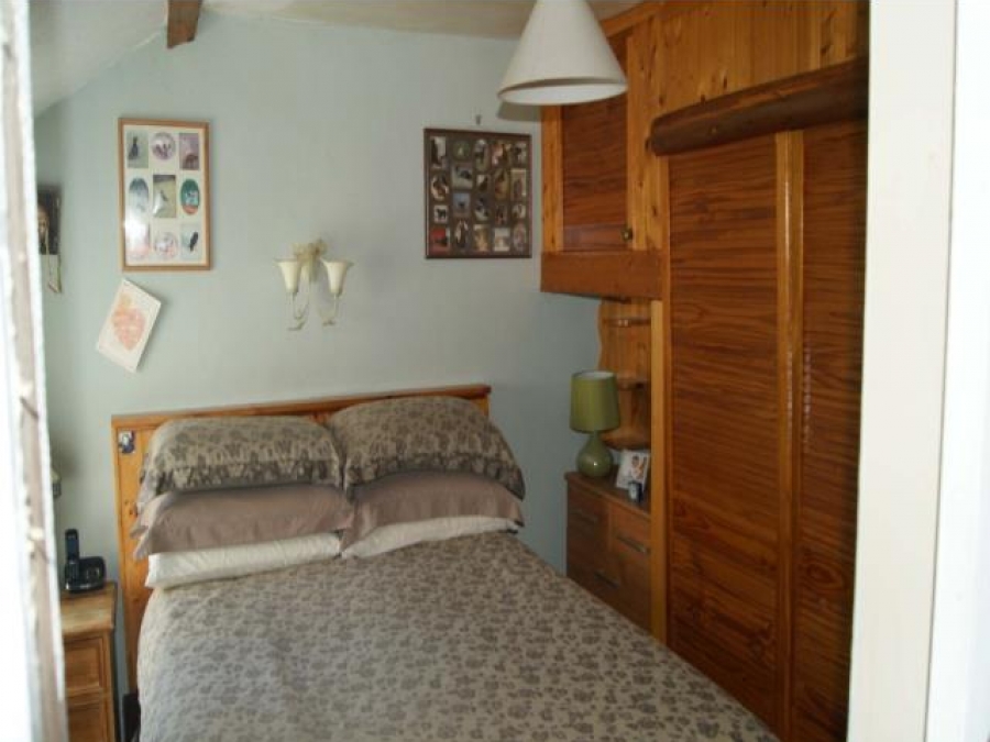 1 Laurel Cottages, Brook Street, Dawlish, Devon