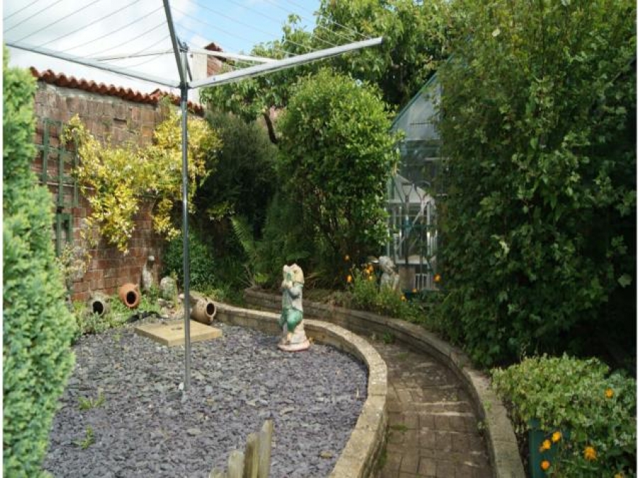 1 Laurel Cottages, Brook Street, Dawlish, Devon