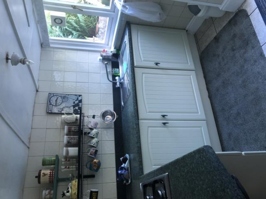 1 Laurel Cottages, Brook Street, Dawlish, Devon