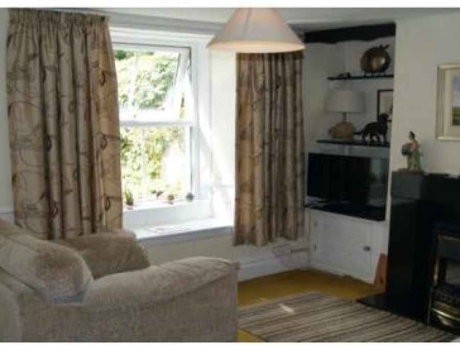1 Laurel Cottages, Brook Street, Dawlish, Devon