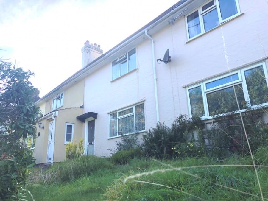 83 Plymouth Road, Buckfastleigh, Devon