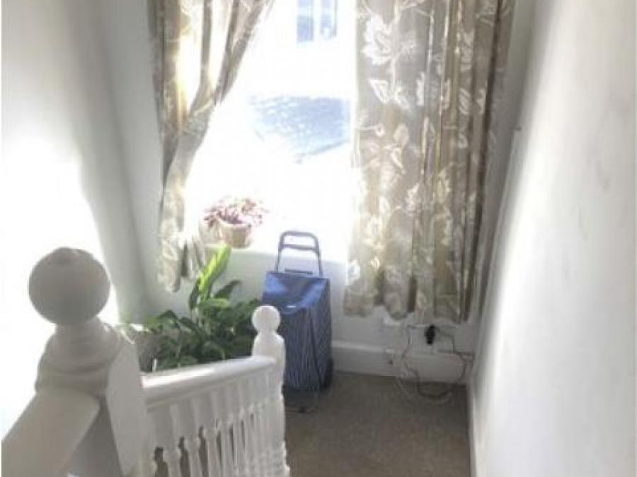 Flat 4, 20 Haldon Road, Exeter