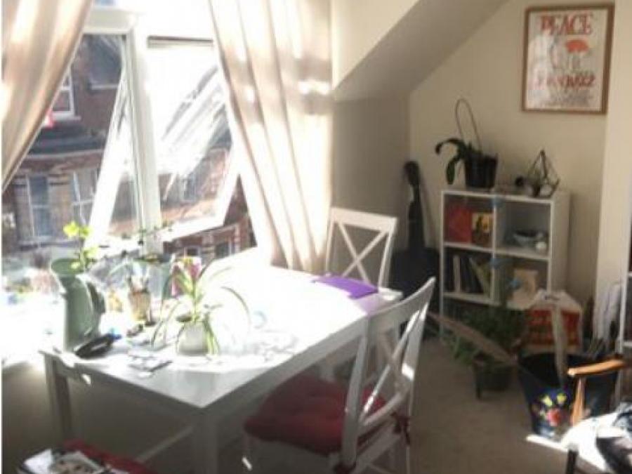 Flat 4, 20 Haldon Road, Exeter