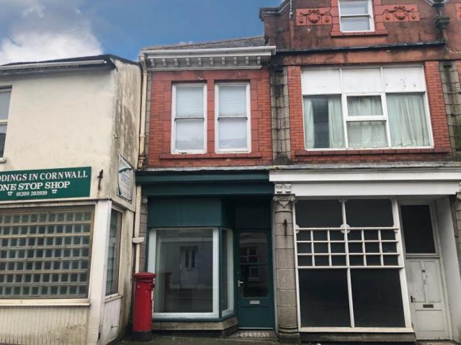 Flat B, 55a West End, Redruth, Cornwall