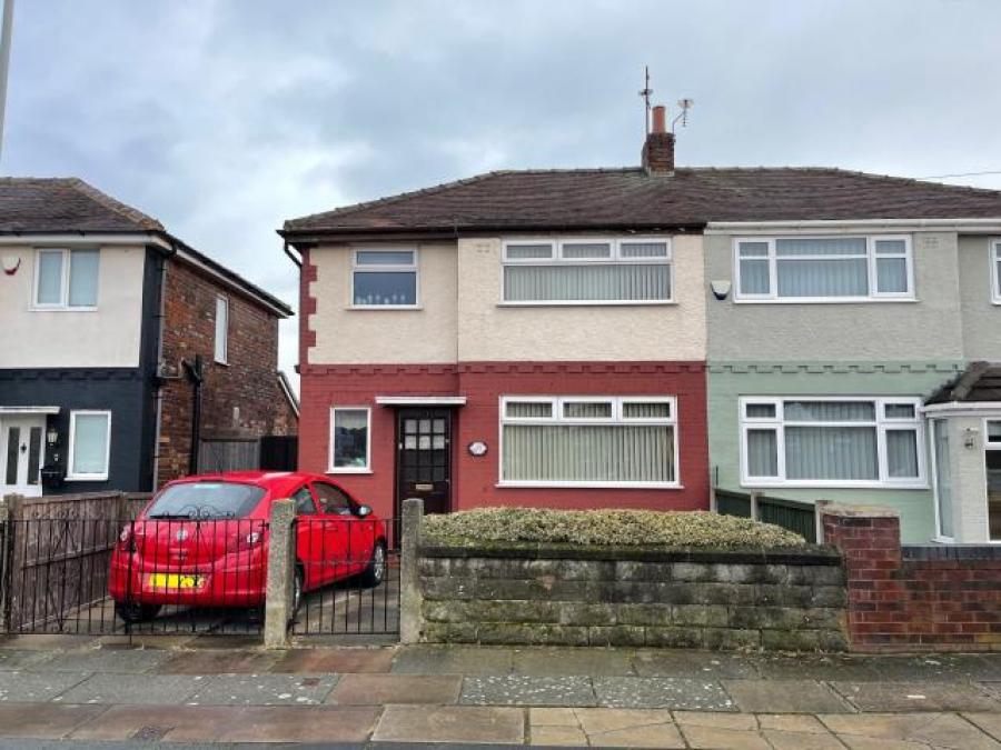 12 Sandiways Avenue, Merseyside