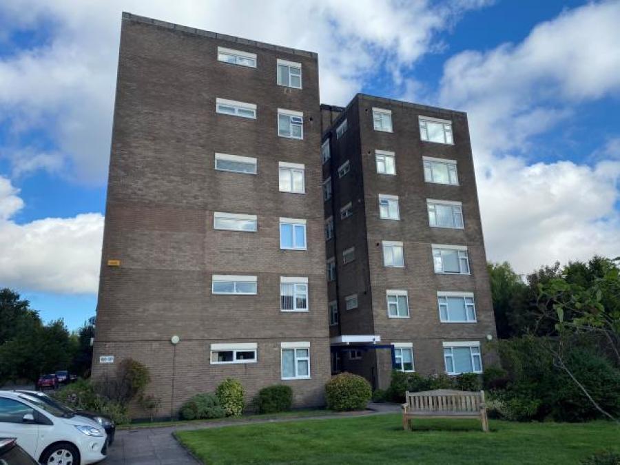 131 Victoria Court, Southport, Merseyside