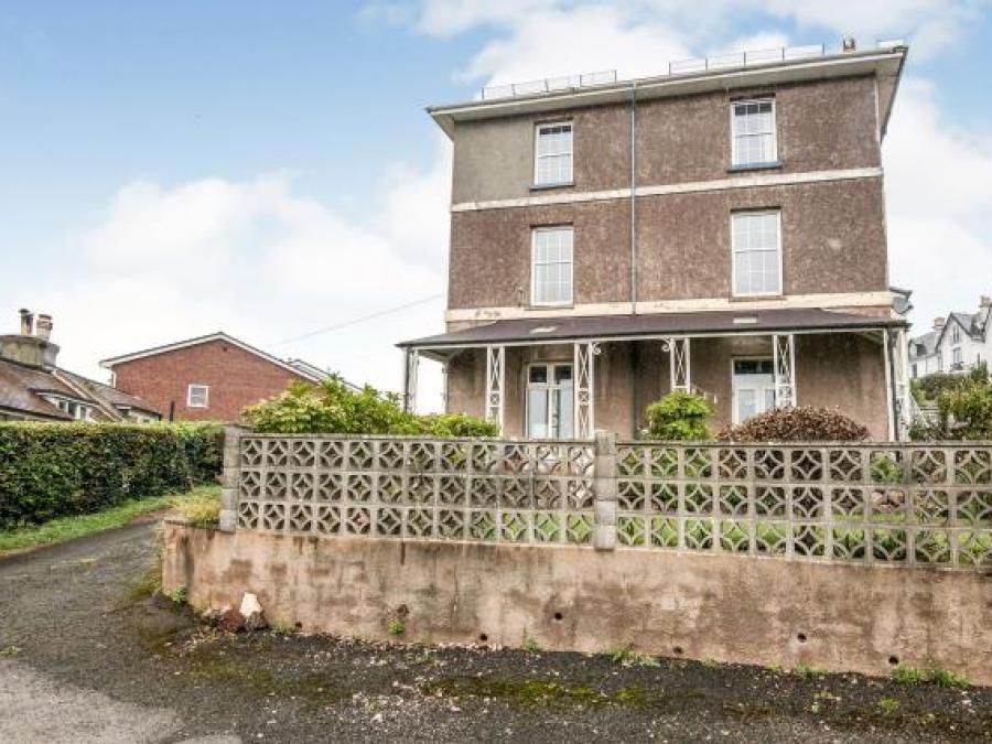 Flat 1, Arborfield, Landscore Road, Teignmouth, Devon