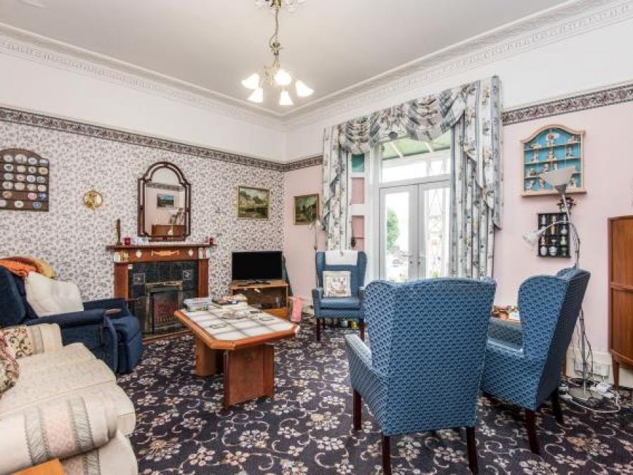 Flat 1, Arborfield, Landscore Road, Teignmouth, Devon