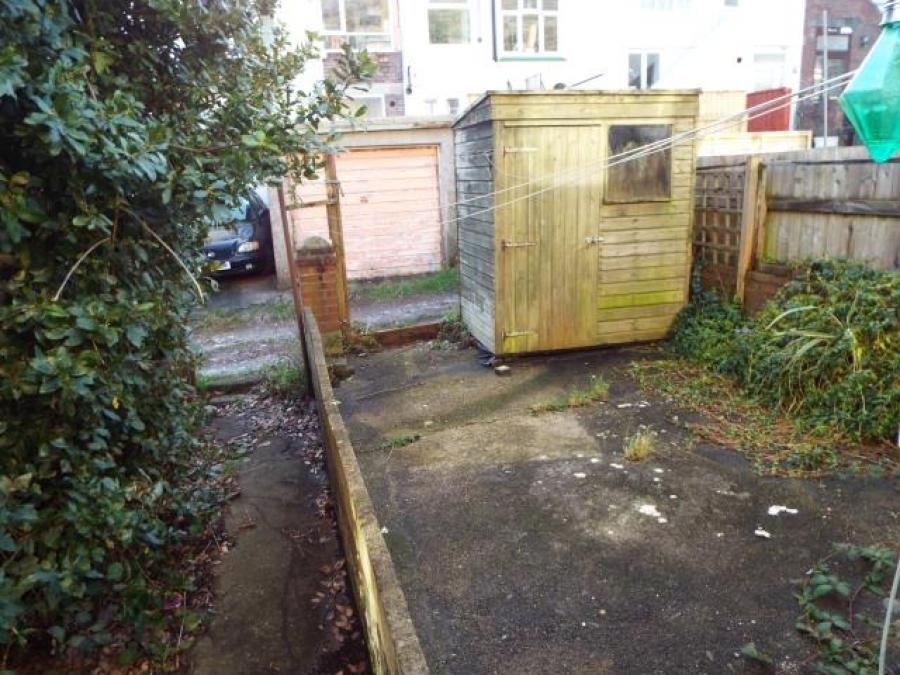 35 Clifton Road, Paignton, Devon