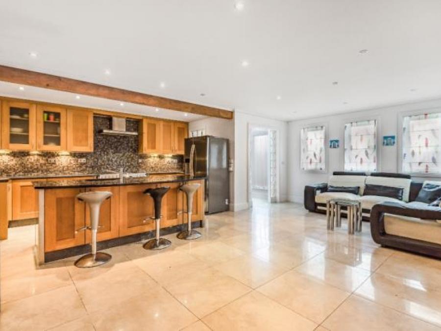 6 Upper Hillcrest, Perranporth, Cornwall