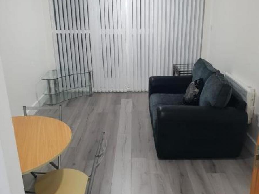 Flat 14, 73 Shandon Court, London Road, Liverpool