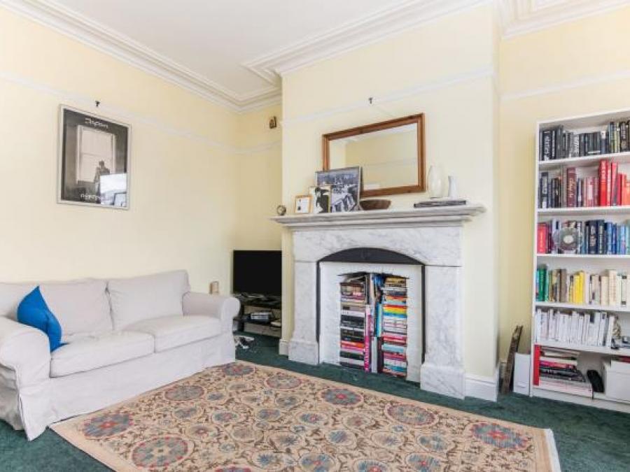 Flat 3, 16 St. Davids Hill, Exeter