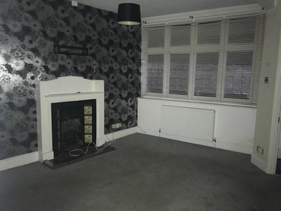 Flat 5, Underheath, Middle Warberry Road, Torquay