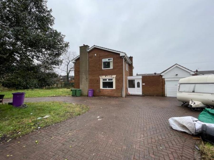 136 Carr Lane East, Liverpool