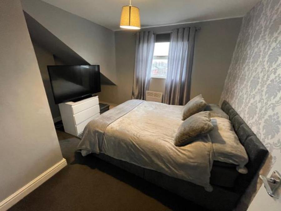 18/20 Albert Drive, Liverpool