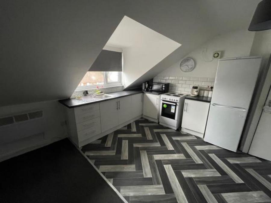 18/20 Albert Drive, Liverpool