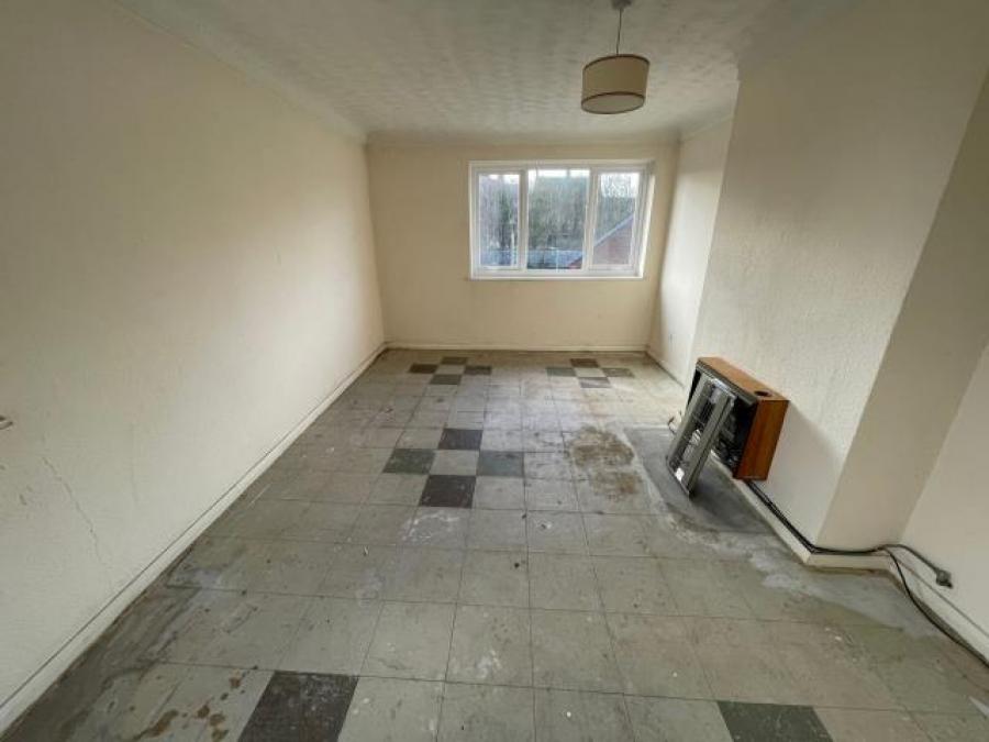 73 Balmoral Court, New Road, Tuebrook, Liverpool