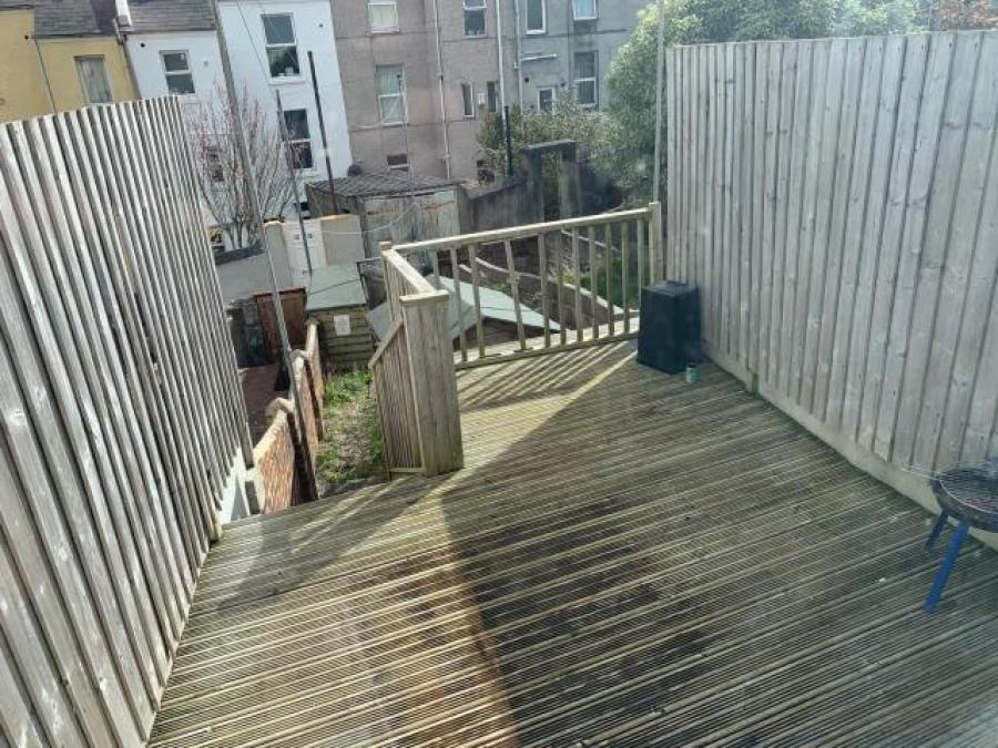 76 West Hill Road, Plymouth