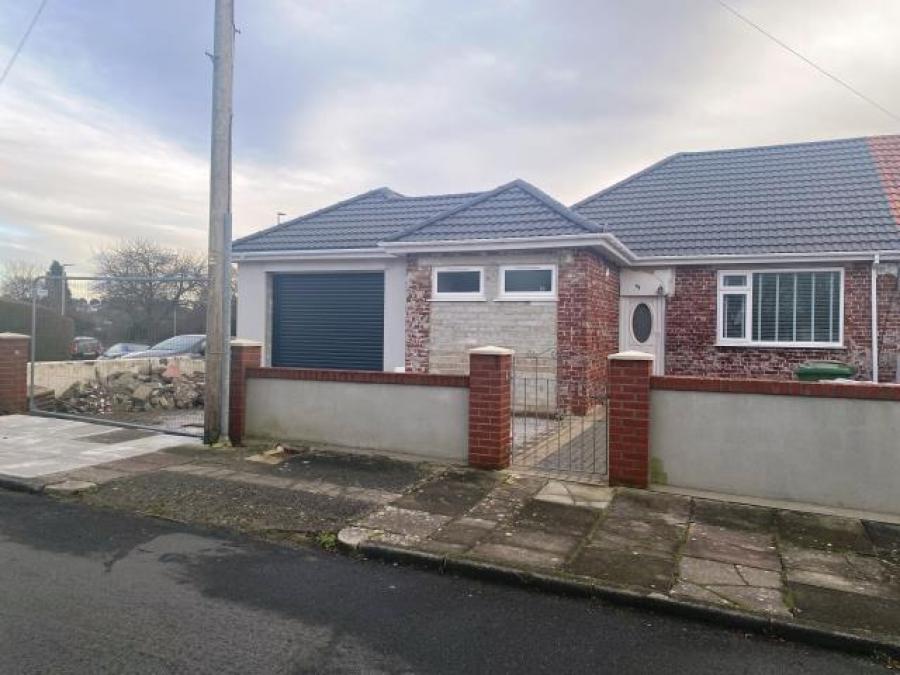 96 Old Woodlands Road, Plymouth