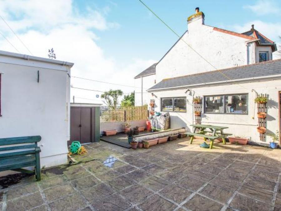 Albany House, 129 Albany Road, Redruth, Cornwall