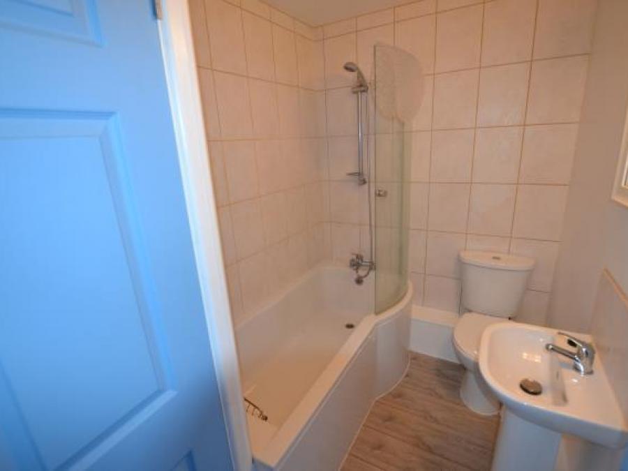 Flats: 8a, 8b, 8c, Commercial Square, Camborne, Cornwall