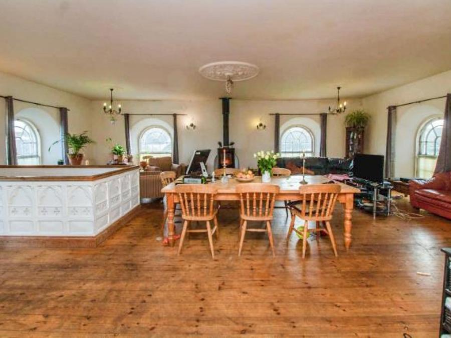 The Old Chapel, 2a Stanways Road, Newquay, Cornwall