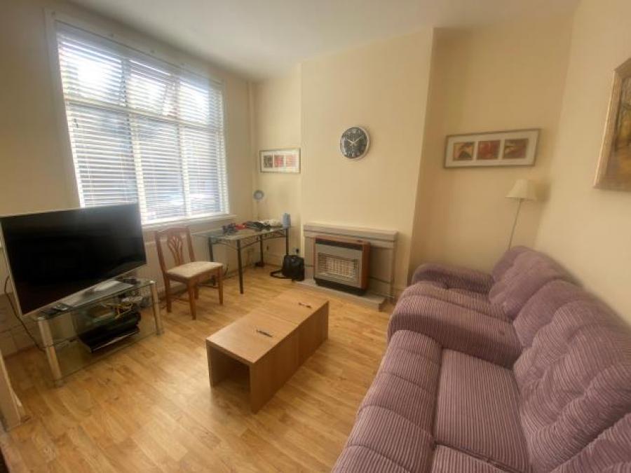 71 Beverley Road, Bolton