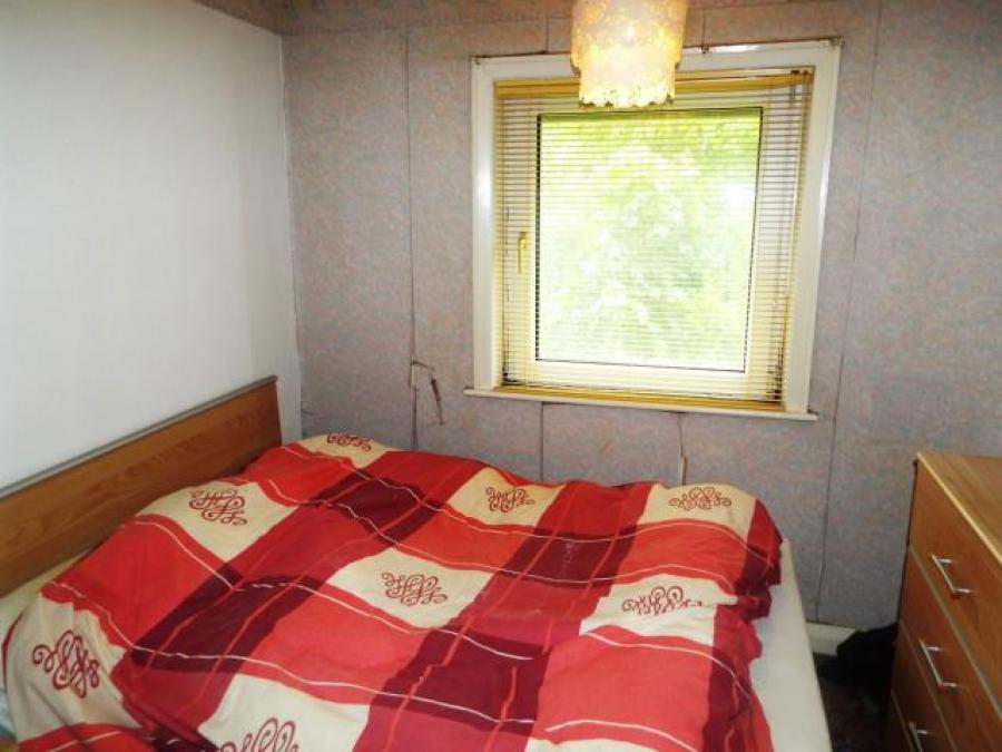 136 Dewhurst Road, Huddersfield