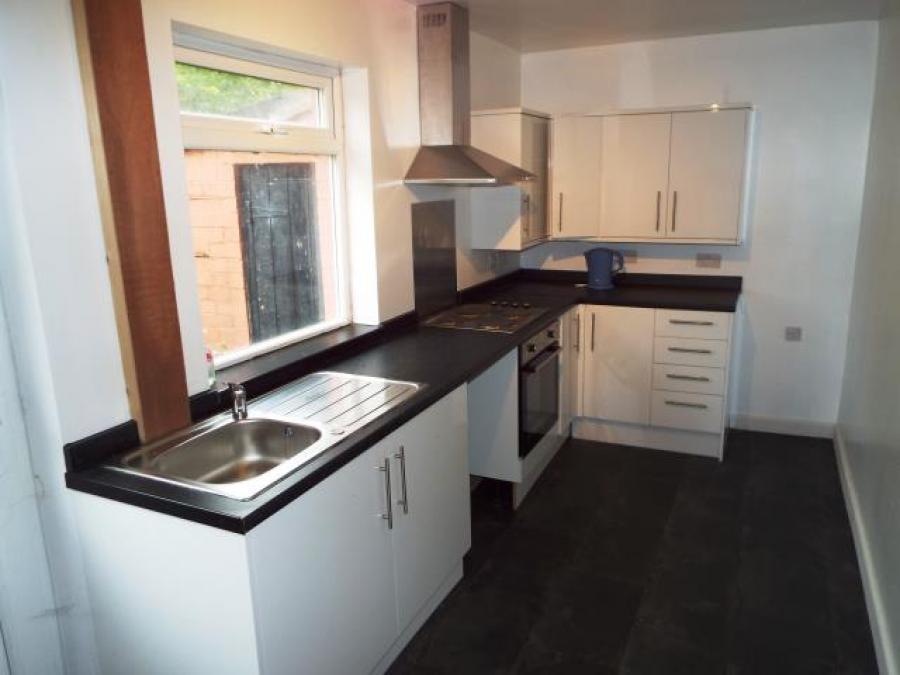 136 Dewhurst Road, Huddersfield