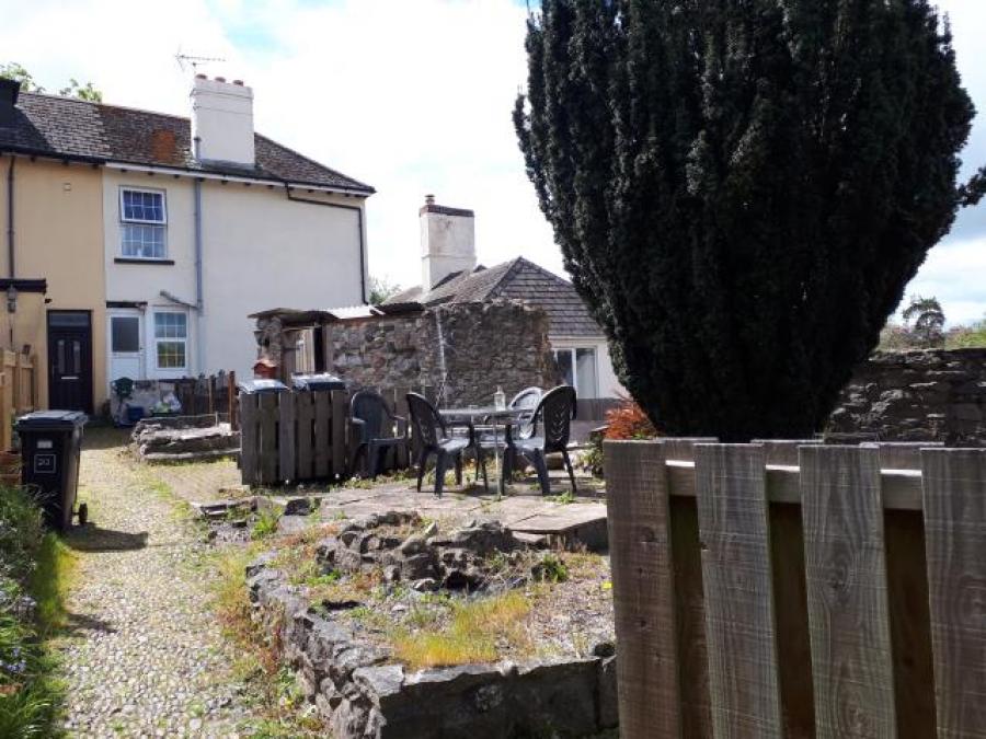 18 & 18a Old Exeter Road, Newton Abbot, Devon