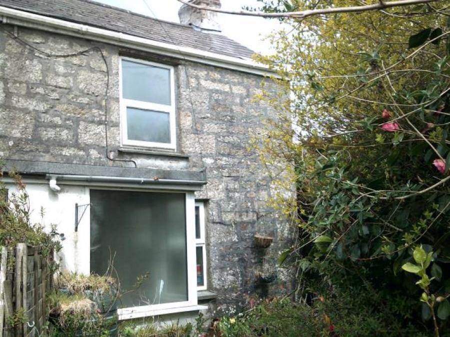 1 Burras Row, Burras, Wendron, Helston, Cornwall