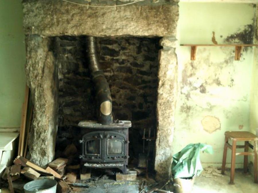 1 Burras Row, Burras, Wendron, Helston, Cornwall