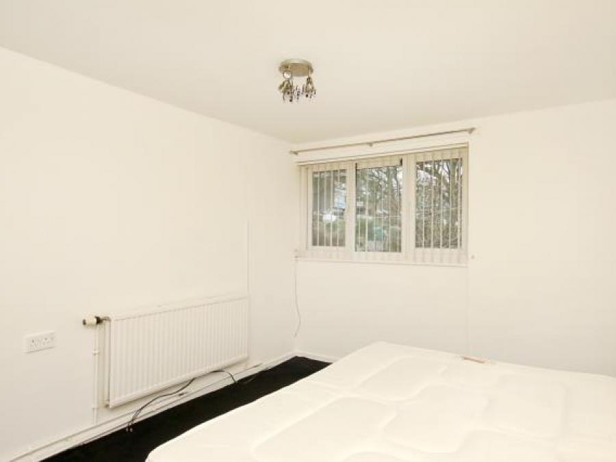 2 Oxley Close, Stocksbridge, Sheffield, South Yorkshire
