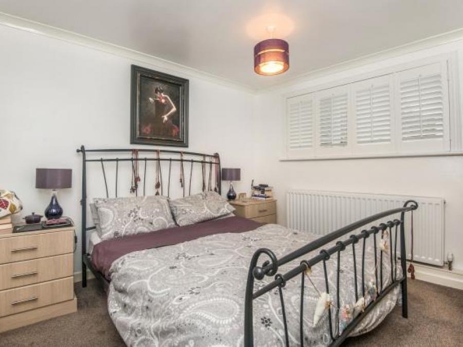 Flat 7 Hambleton House, 15 Barnpark Road, Teignmouth, Devon