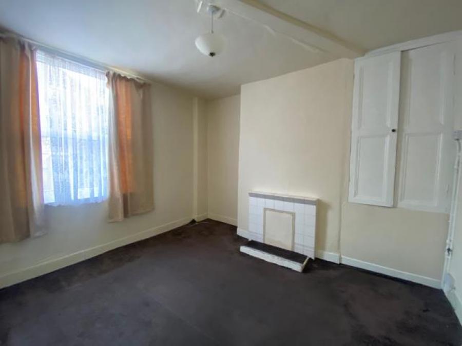 7 Melling Avenue, Liverpool