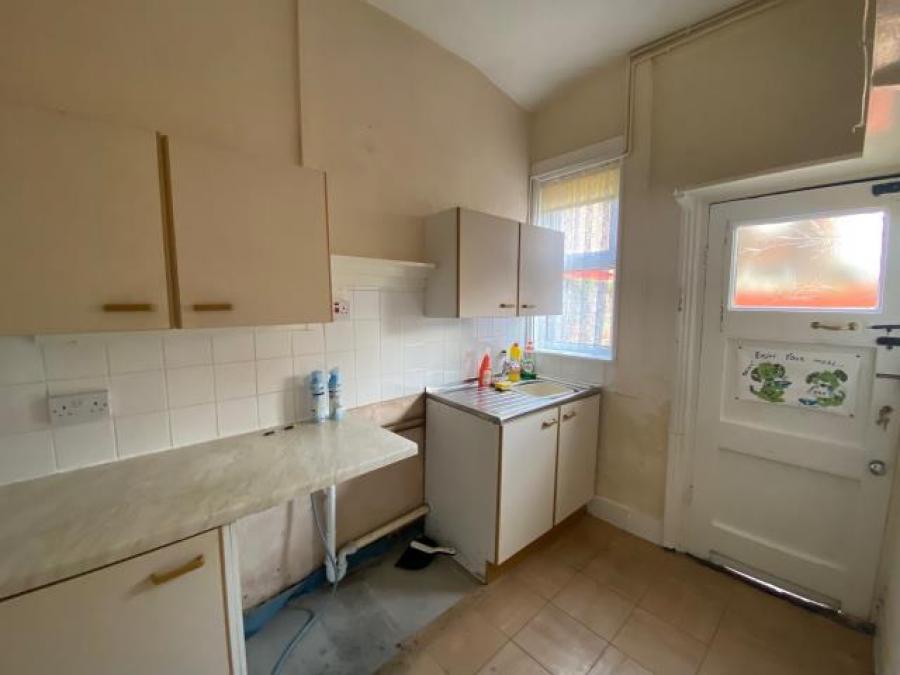 7 Melling Avenue, Liverpool