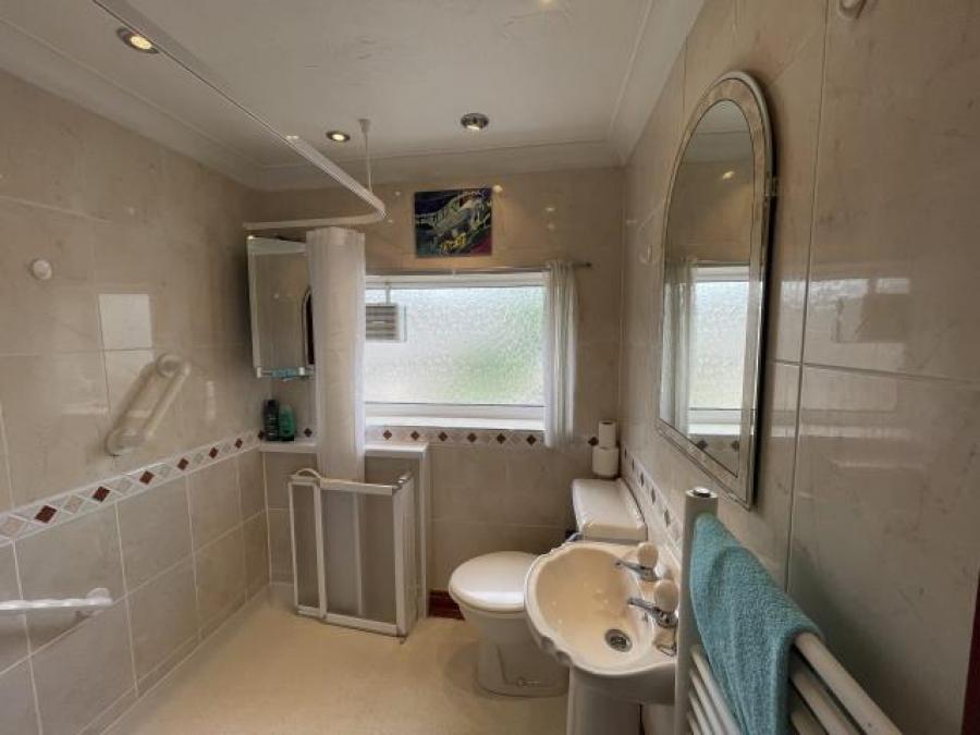 Bernadot Cottage, Crediton Road, Cowley, Exeter, Devon