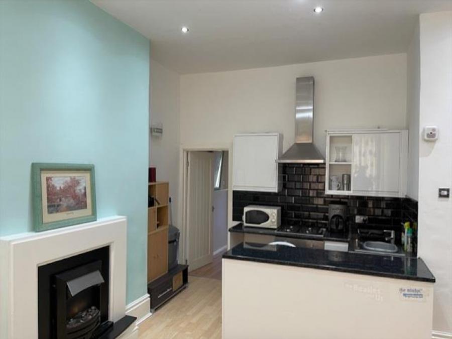 Flat 2, 53 Derby Lane, Liverpool