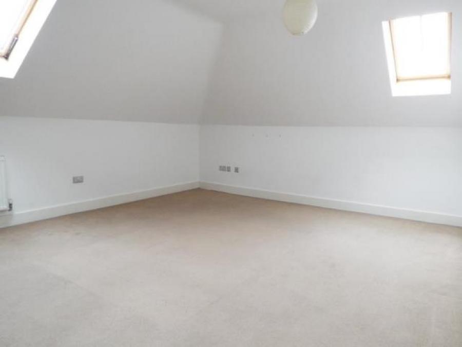 Flat 5, 28 Merton Road, Southsea, Hampshire