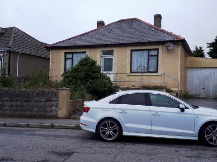 124 Weeth Road, Camborne, Cornwall