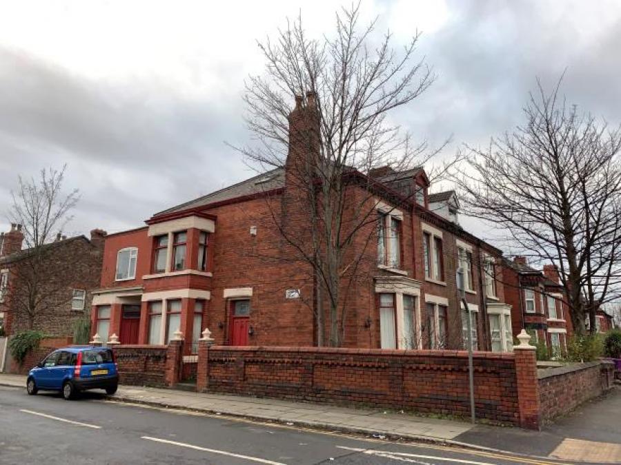 197 Warbreck Moor, Liverpool