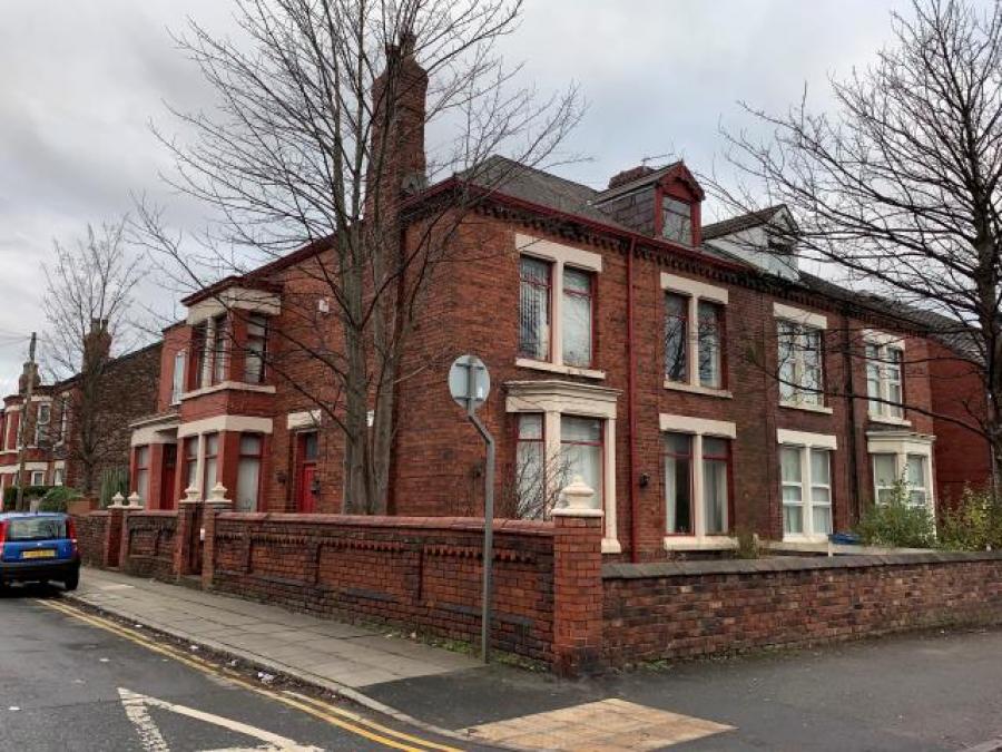 197 Warbreck Moor, Liverpool