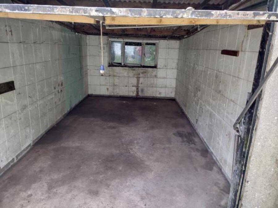 Garage At Merritt Road, Paignton, Devon